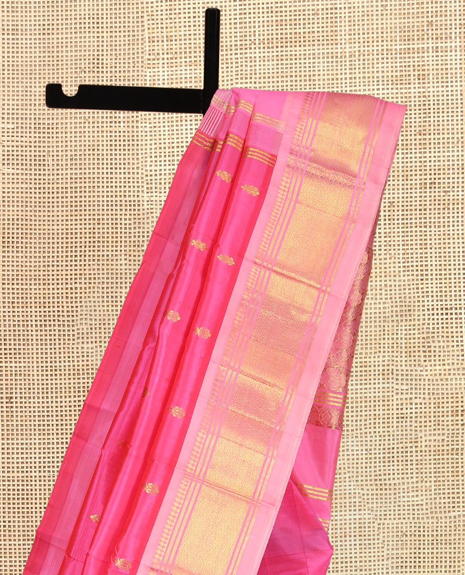 Pink Kanchipuram Silk Saree, Delicately Woven with Zari Buttas, Complemented by a Contrast One-Sided Border of Panner Sombu, Banaras, and Jaal Designs, Kodi Visiry Pallu, and a No Blouse