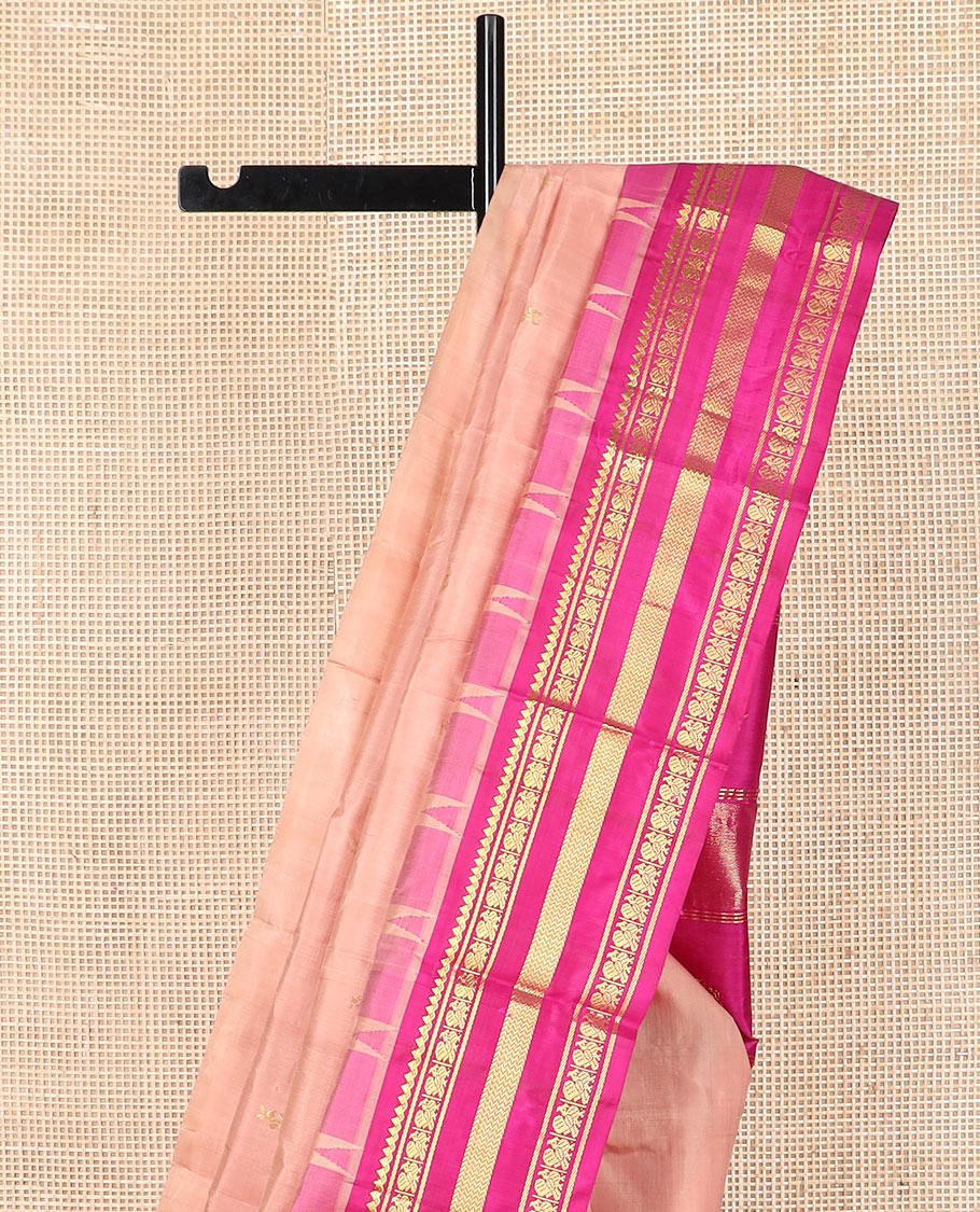 Sandal zari buttas Kanchipuram silk saree, contrast thazampoo rekku varisai pettu border of thilakam mokku, banaras, mayil, and vanki designs, and zari design pallu
