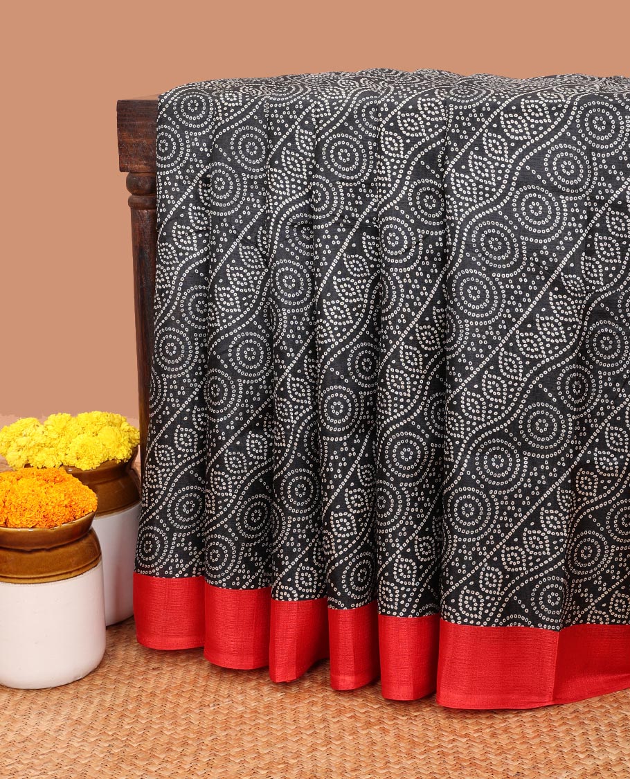 Black bandhni design khadhi cotton saree with contrast border & contrast blouse