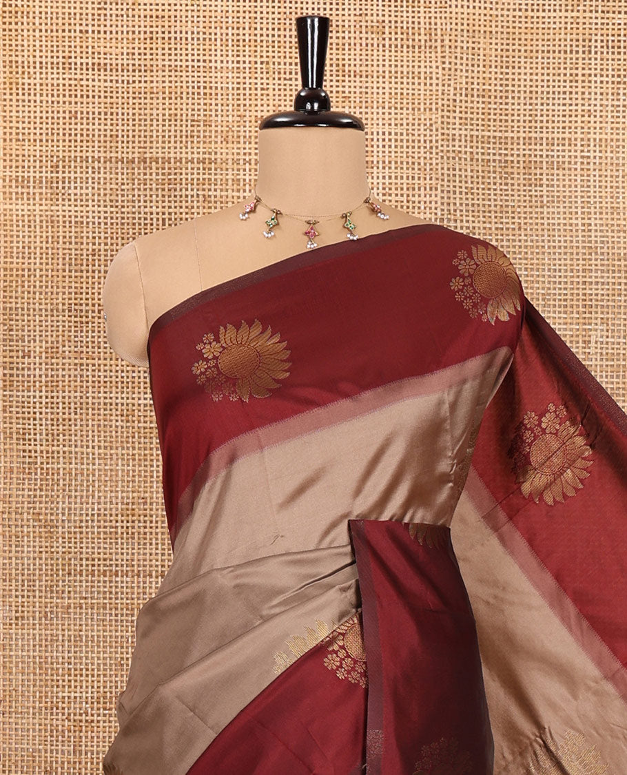 Chikku Kanchi Silk Saree, Adorned with Zari Buttas All Over Its Body, Complemented by a Contrast Border of Flower Motifs, Pallu Features Intricate Designs, and Paired with a Contrast Blouse