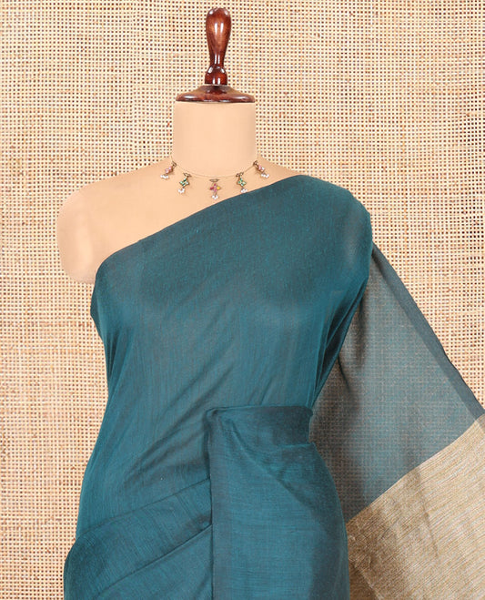 Borderless Peacock Green Plain Khadi Cotton Saree, Jute Pallu, and No Blouse