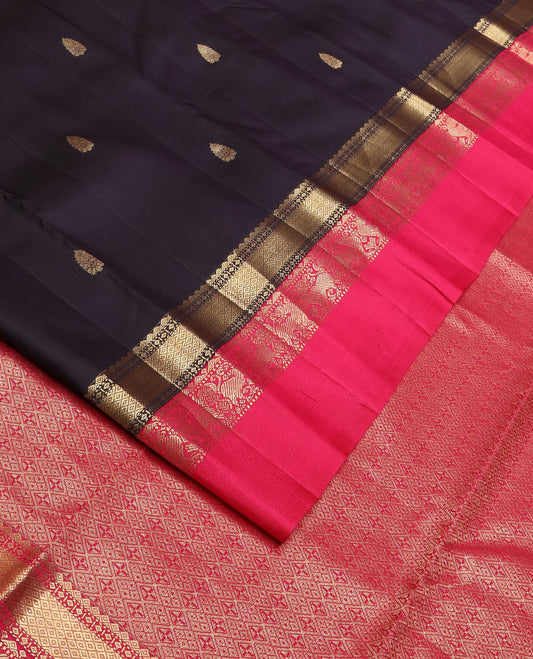 Black zari buttas silk saree, contrast border of diamond, mayil kann, muthu & yaali design & jaal pallu