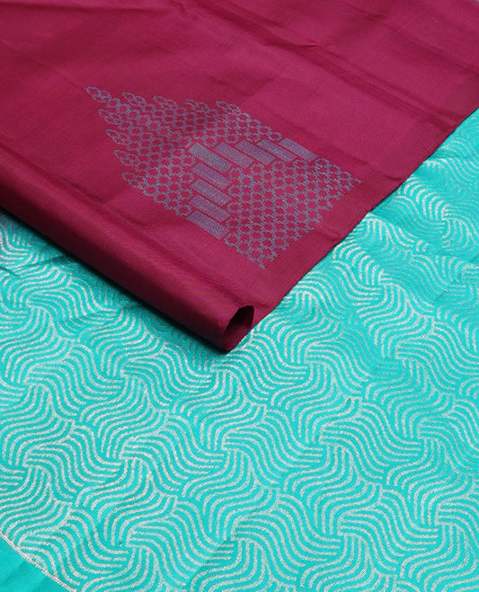 Borderless red soft silk saree with geometric designs, contrast geometric patterns zari pallu