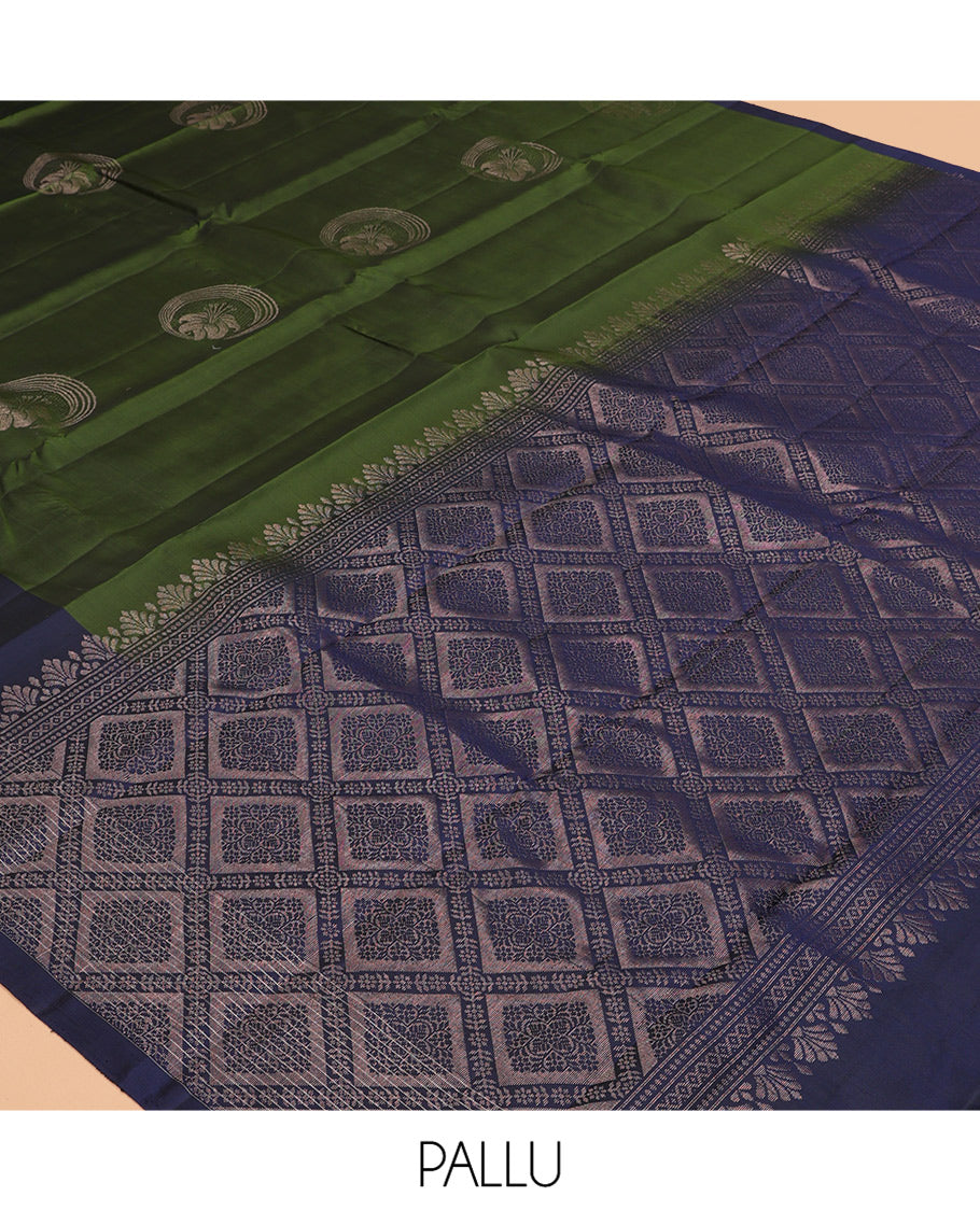 Green Mayuri Lite Silk Mix Saree, Beautified with Zari Buttas, Contrast Zari Buttas and Checked  Border, Jaal Pallu, and a Contrast Blouse