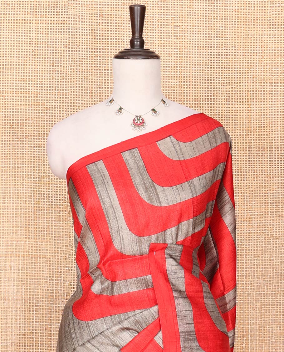 Grey Printed Silk Saree Featuring Thick Zig-Zag Stripes Running on the Body, Complemented with a Contrast Piping Border, Pallu of Geometric Print, and Paired with a Contrast Plain Blouse