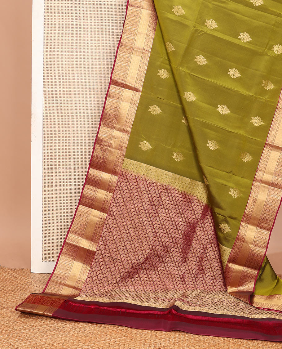 Green zari buttas Vasundhara silk mix saree, contrast manga & rudraksham border & jaal pallu