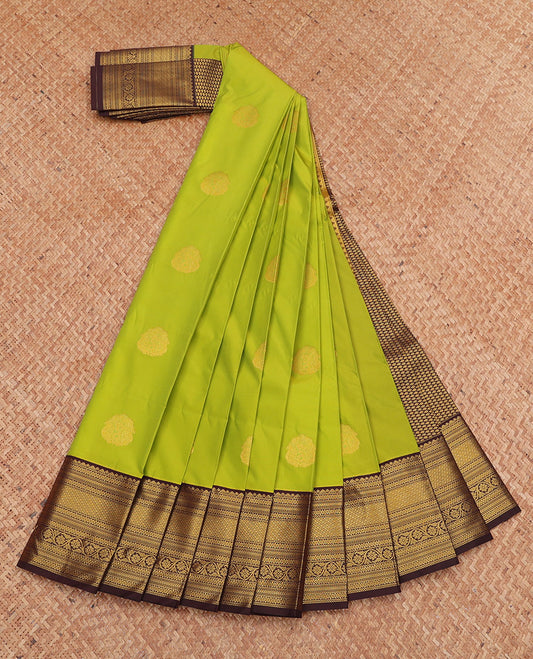 Green Budget Silk Saree, Embellished with Zari Buttas, Complemented by a Contrast Traditional Zari Border, Grand Pallu, and a Contrast Blouse