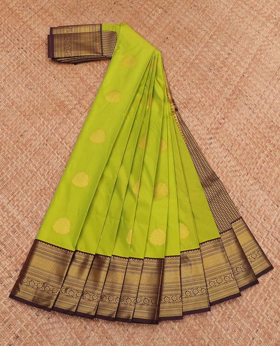 Green Budget Silk Saree, Embellished with Zari Buttas, Complemented by a Contrast Traditional Zari Border, Grand Pallu, and a Contrast Blouse