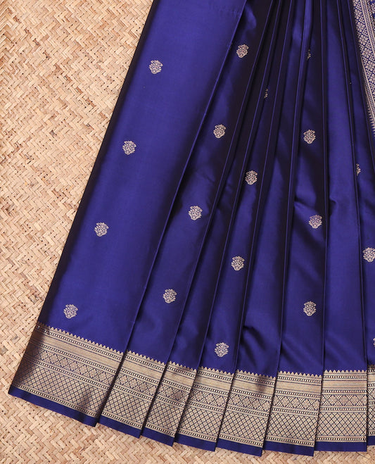 Navy Blue Budget Silk Saree, Delicately Woven with Zari Buttas, Highlighted by a Traditional Zari Border, Intricate Pallu, and a Matching Blouse