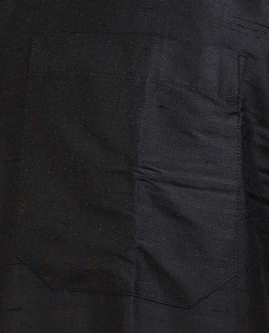 Mark Anderson black solid pure-silk half-sleeve regular-fit shirt