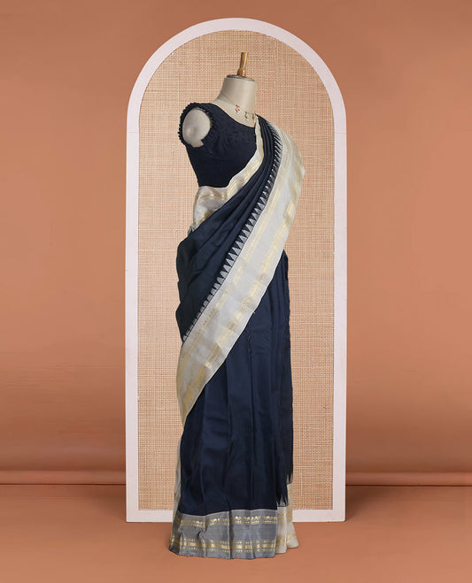 Black plain design gadwal silk saree, contrast rettai pettu temple traditional zari design border & gleaming gold zari pallu