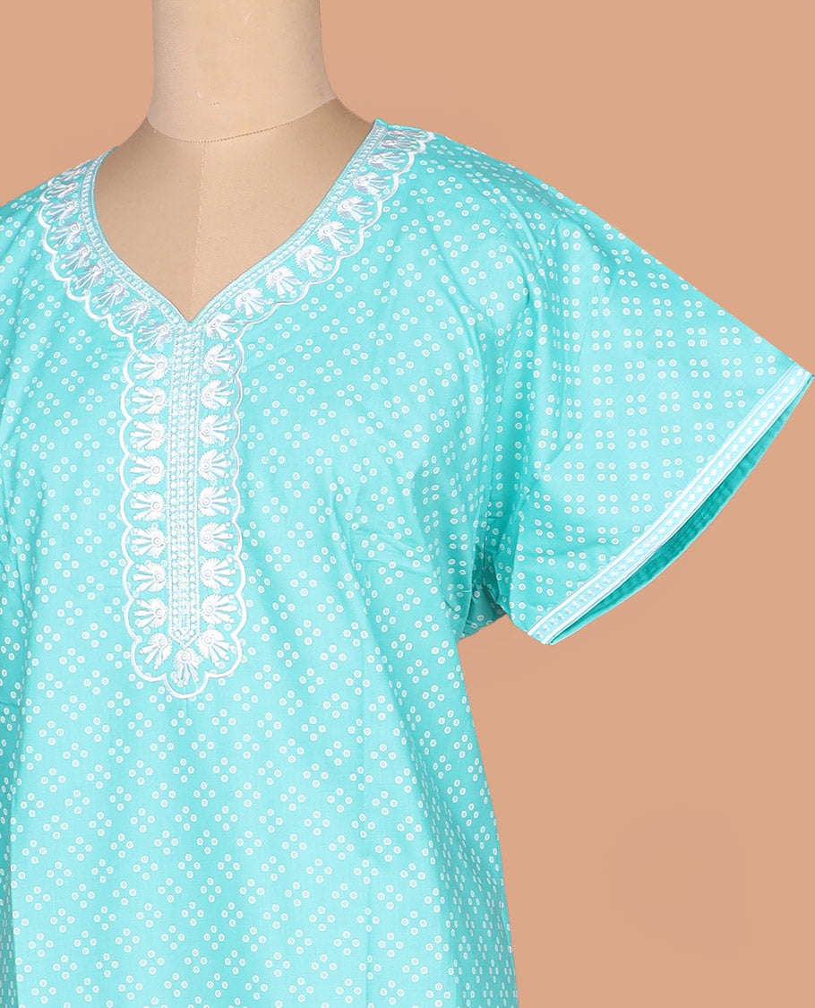 Half-white uniquely printed lace work round necked half-sleeve cotton nighty