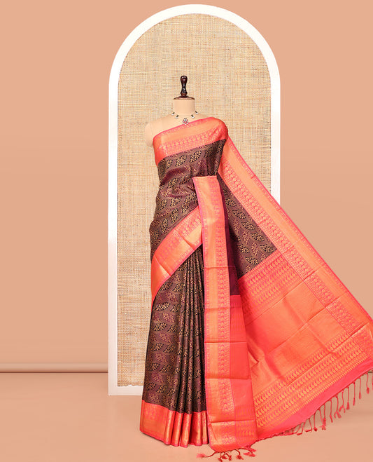 Purple Budget Silk Saree, Highlighted by Floral and Scallop Design, Complemented by Contrast Traditional Border, Intricate Pallu, and a Contrast Blouse