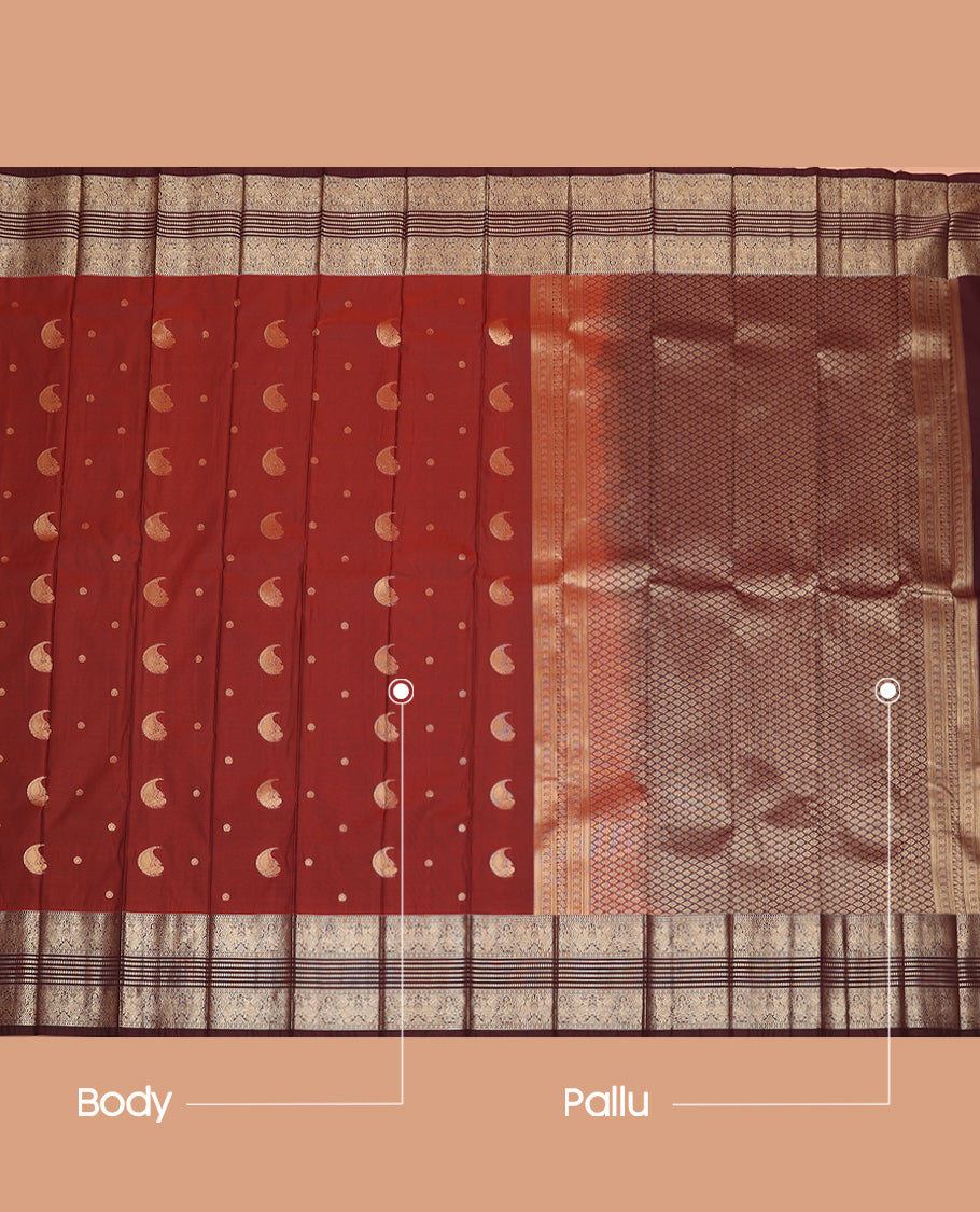 Brown Budget Silk Saree, Artfully Woven with Peacock Buttas All Over Its Body, Complemented by Contrast Traditional Zari Designs Woven Border, Grand Jaal Pallu and Paired with a Contrast Blouse