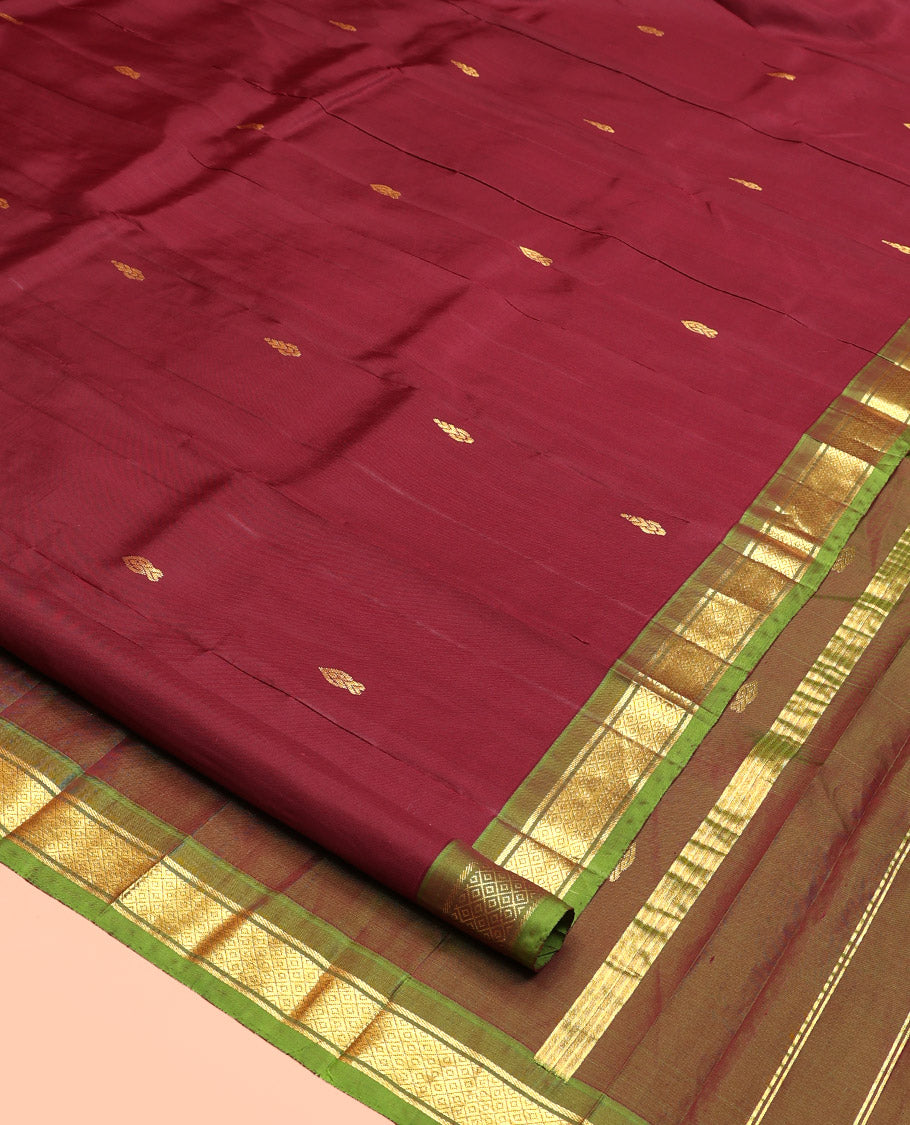 Maroon Kanchipuram Silk Saree, Mesmerized with Zari Buttas, Contrast Border of Banaras, and Mayil Kann, Zari Design Pallu, and No Blouse