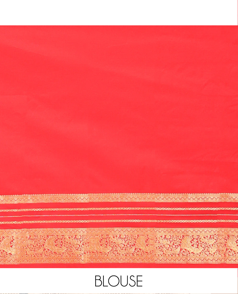Coffee Brown and Red Budget Silk Saree, Enriched with Zari Buttas and Vaira Oosai Designs On Its Body, Complemented by Contrast Traditional Zari Designs Woven Border, Grand Pallu and Paired with a Contrast Blouse