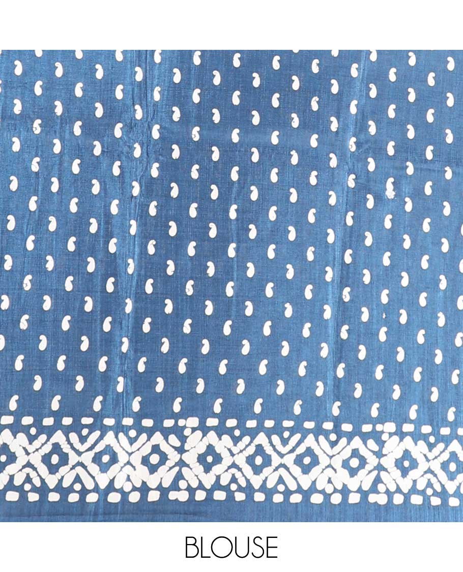 Borderless Blue all-over pathick print with rich printed pallu & small butta pathick printed blouse