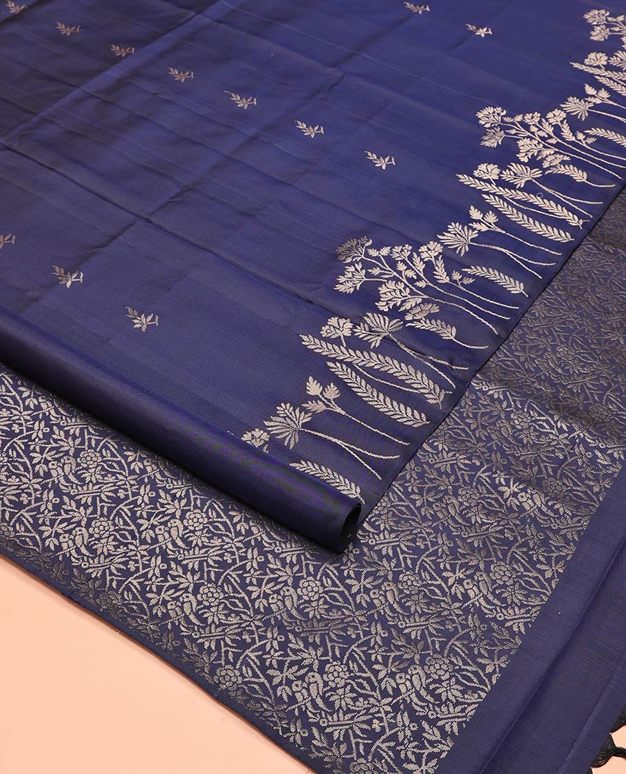 Borderless Blue Mayuri Soft Silk Saree, Mesmerized with Zari Buttas and Floral Buttas All Over Its Body, Highlighted by Pallu of Floral and Bird Designs, and Paired with a Matching Blouse