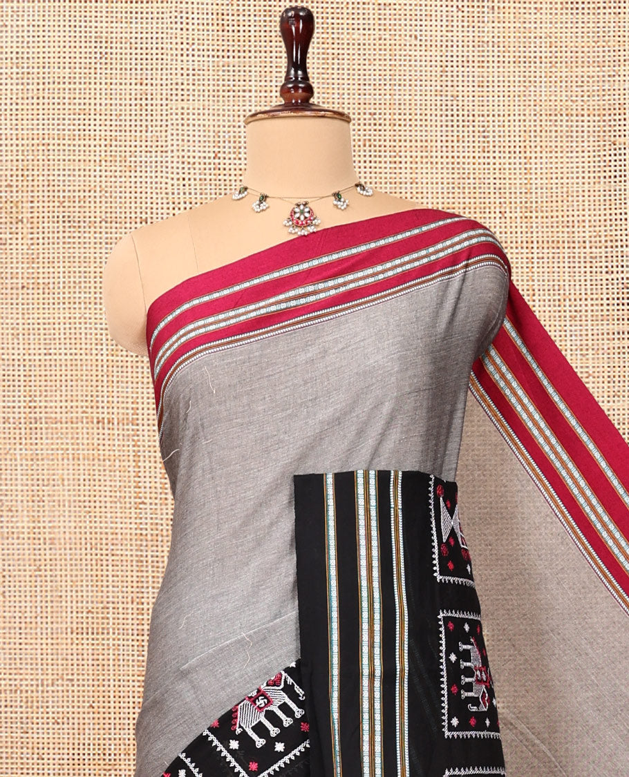 Grey Plain Narayanpet Cotton Saree, Complemented by a Contrast Ganga-Jamuna Thread Border, Pallu of Stripes and Buttas, and a Matching Blouse
