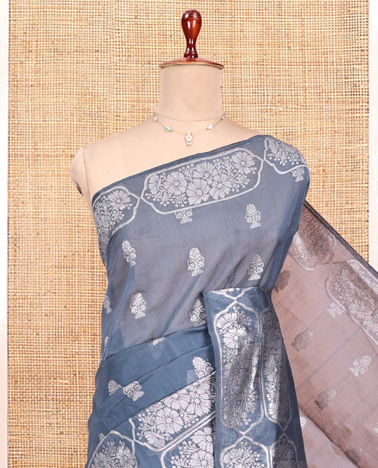 Navy Blue Semi-Silk Cotton Saree, Mesmerized with Zari Buttas All Over Its Body, a Subtle Border of Floral Designs, Grand Jaal Pallu, and Paired with a Matching Blouse