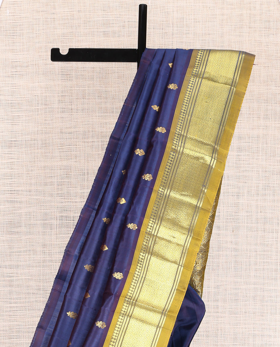 Blue Contrast Kanchipuram Silk Saree