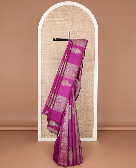 Borderless purple floral design kancheepuram silk saree with argyle design pallu