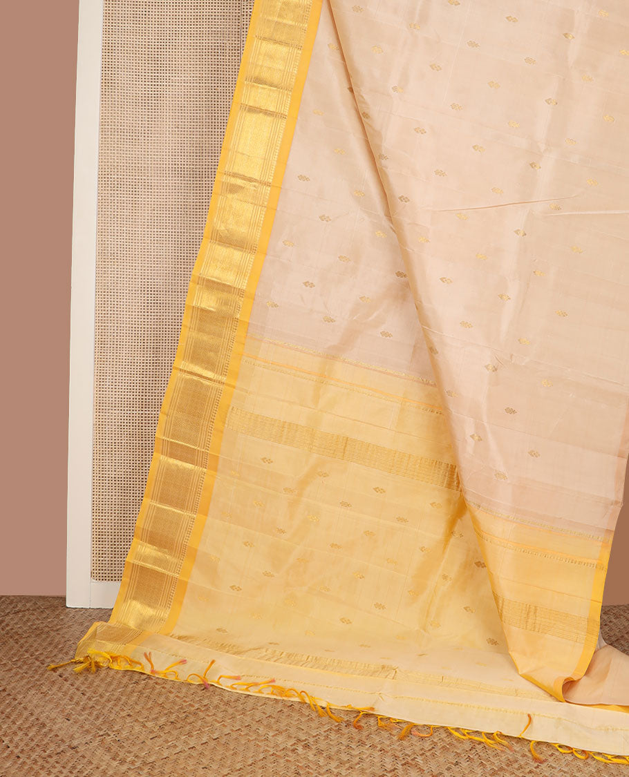 Sandal zari buttas Kanchipuram silk saree, contrast border of panner sombu, banaas, muthu & jaal design & zari design pallu
