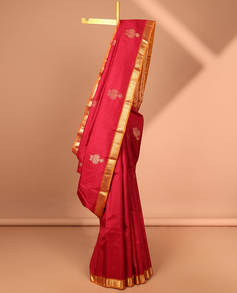 Red buttas kancheepuram silk saree with contrast zari design border & checked zari design pallu