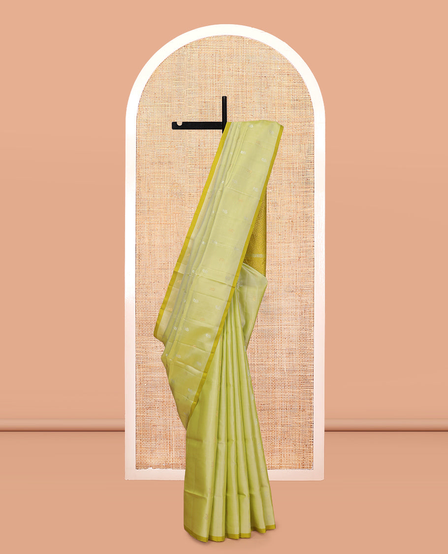Borderless Green Mayuri Lite Silk Mix Saree, Decorated with Zari Buttas, a Contrast Geometric Pallu, and a Contrast Blouse