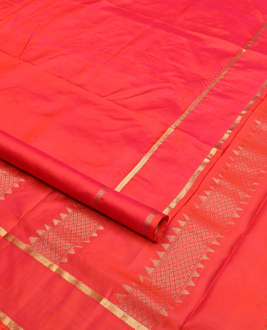 Red plain nine-yard silk saree, rettai pettu zari mayil kann border, and pallu of rekku, and mayil kann designs