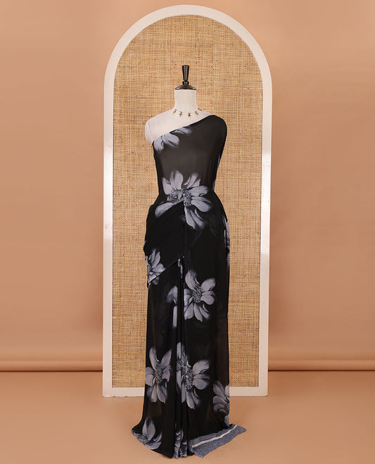 Borderless black big floral motifs printed georgette saree with contrast printed blouse