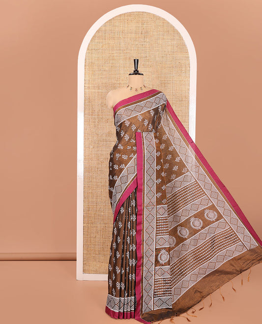Copper Khadi Tissue Saree, Adorned with Leaf Buttas All Over Its Body, Highlighted by Geometric Patterned Border, Pallu Depicts Geometric Prints, and Paired with a Matching Blouse