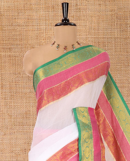 White Plain Khadi Mul Cotton Saree, Complemented by a Contrast Rettai Pettu Traditional Diamond-Patterned Border, Plain Pallu, and Paired with a Matching Blouse