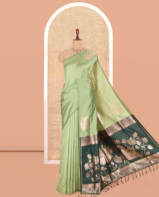 Borderless Green Elite Soft Silk Saree