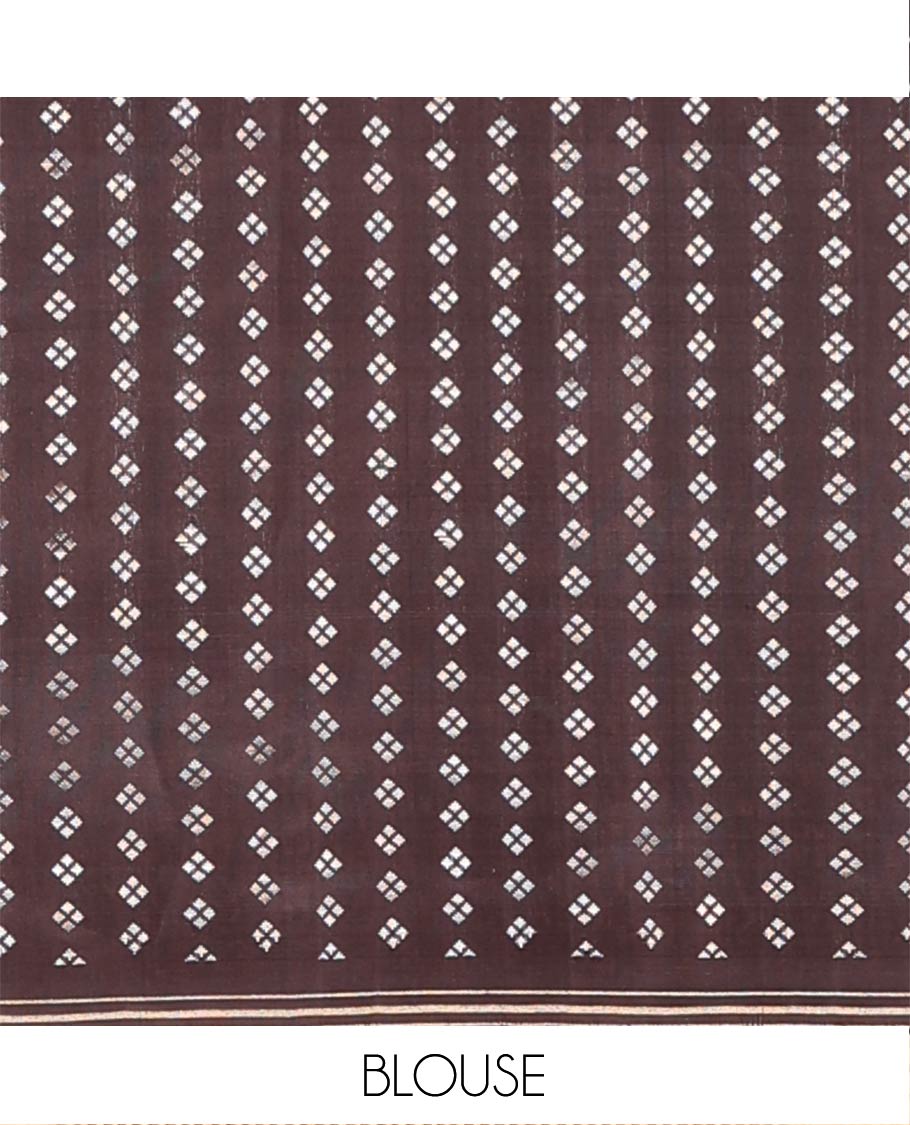 Red Mayuri Soft Silk Saree Adorned with Zari Buttas, Complemented by a Contrast Piping Border, Pallu Steeped with Diamond Buttas, and Paired with a Contrast Zari Buttas Blouse