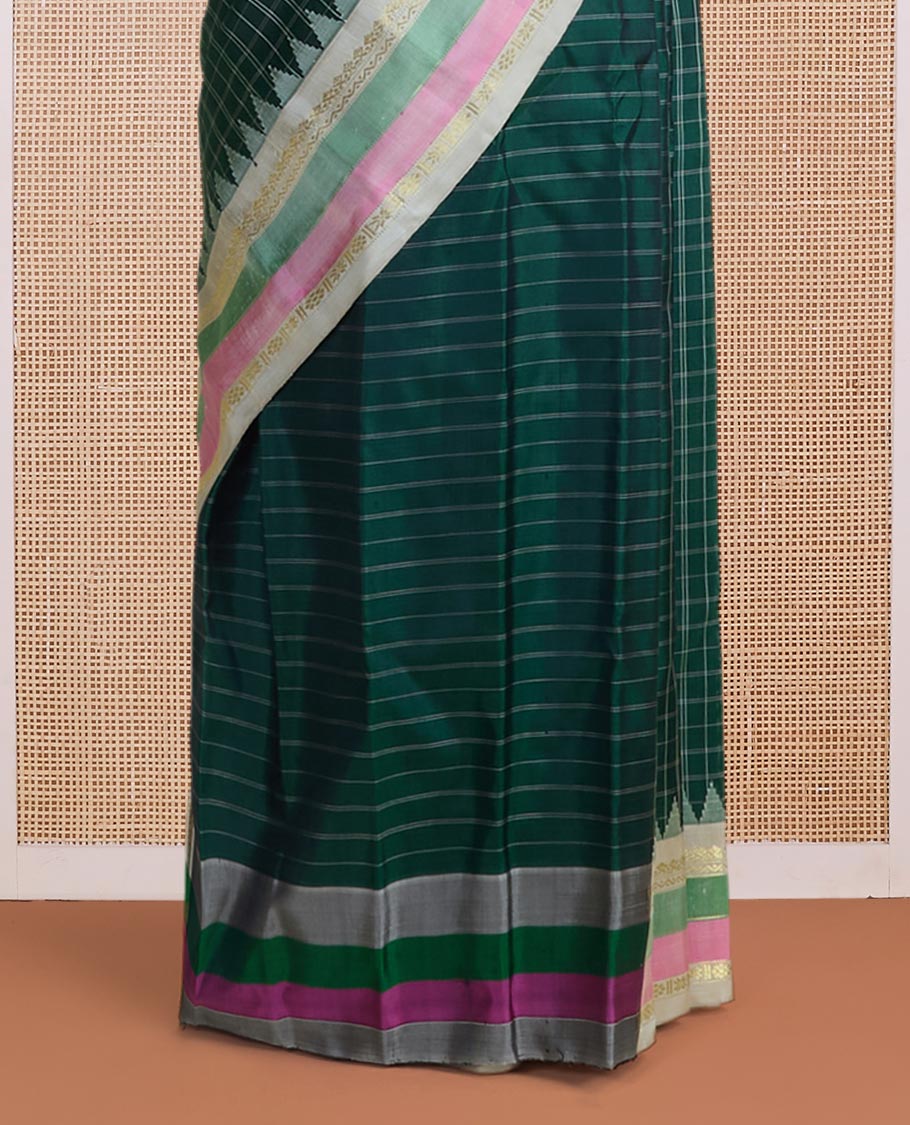 Green checked gadwal silk saree, contrast rettai pettu temple traditional zari multi-colored border & gleaming gold zari pallu