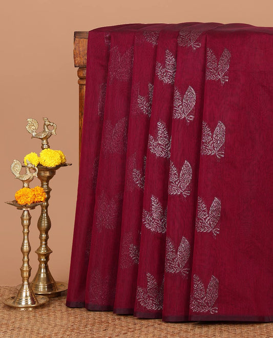 Borderless magenta lightweight silk cotton saree with leaf zari buttas, zari-rich pallu of leaf designs