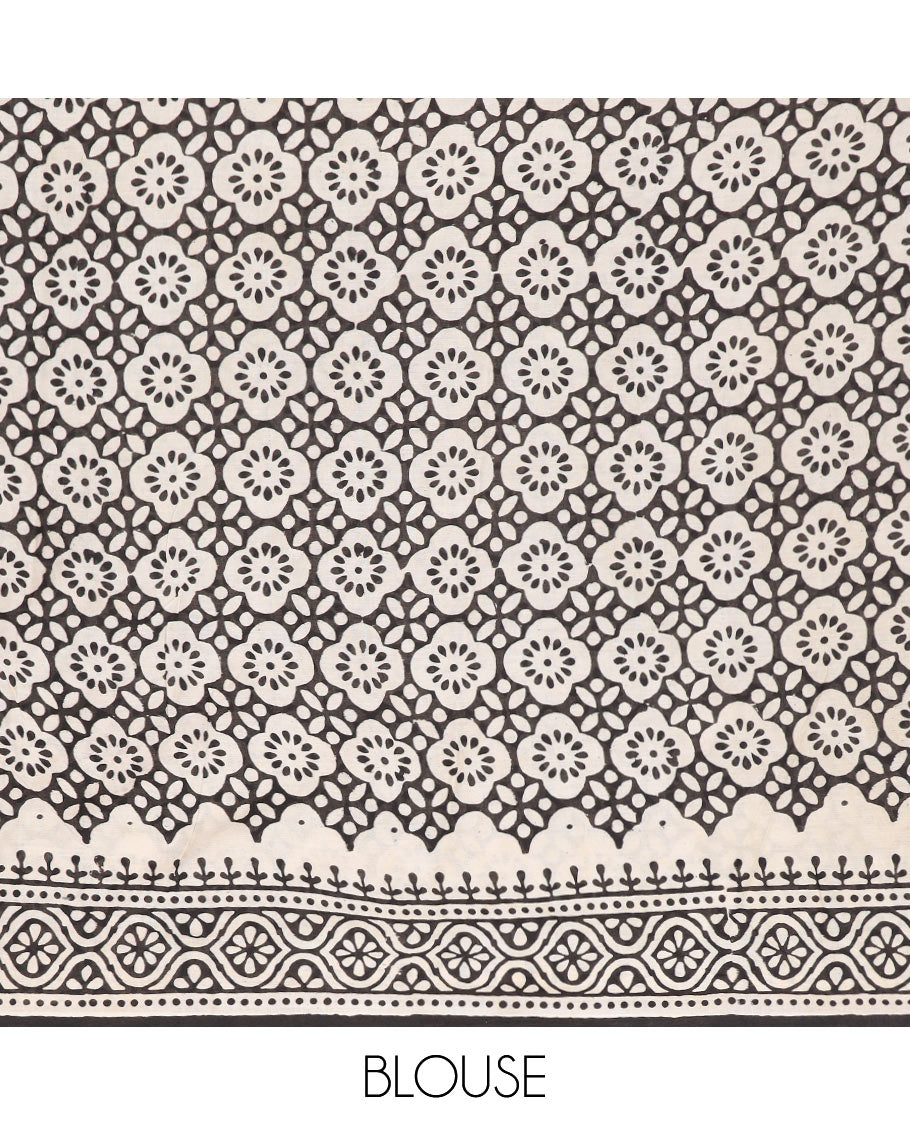 Cream elephant motifs printed mul mul cotton saree, geometric block printed border & pallu of floral-geometric block print