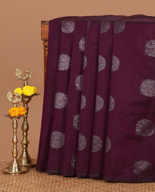Borderless purple silk cotton saree with circular-shaped zari buttas, contrast pallu of floral creeper & jaal design