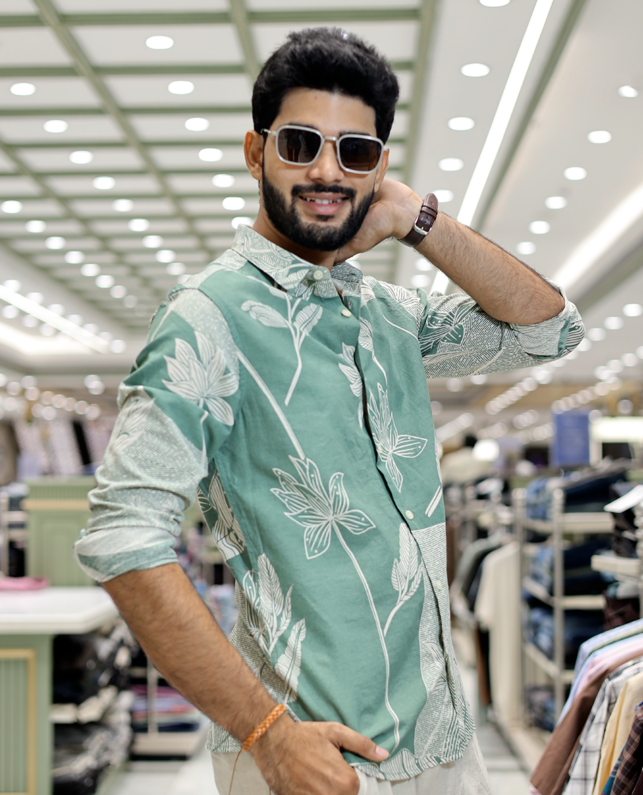 Green Cotton-Blended Tropical Floral Print Casual Shirt