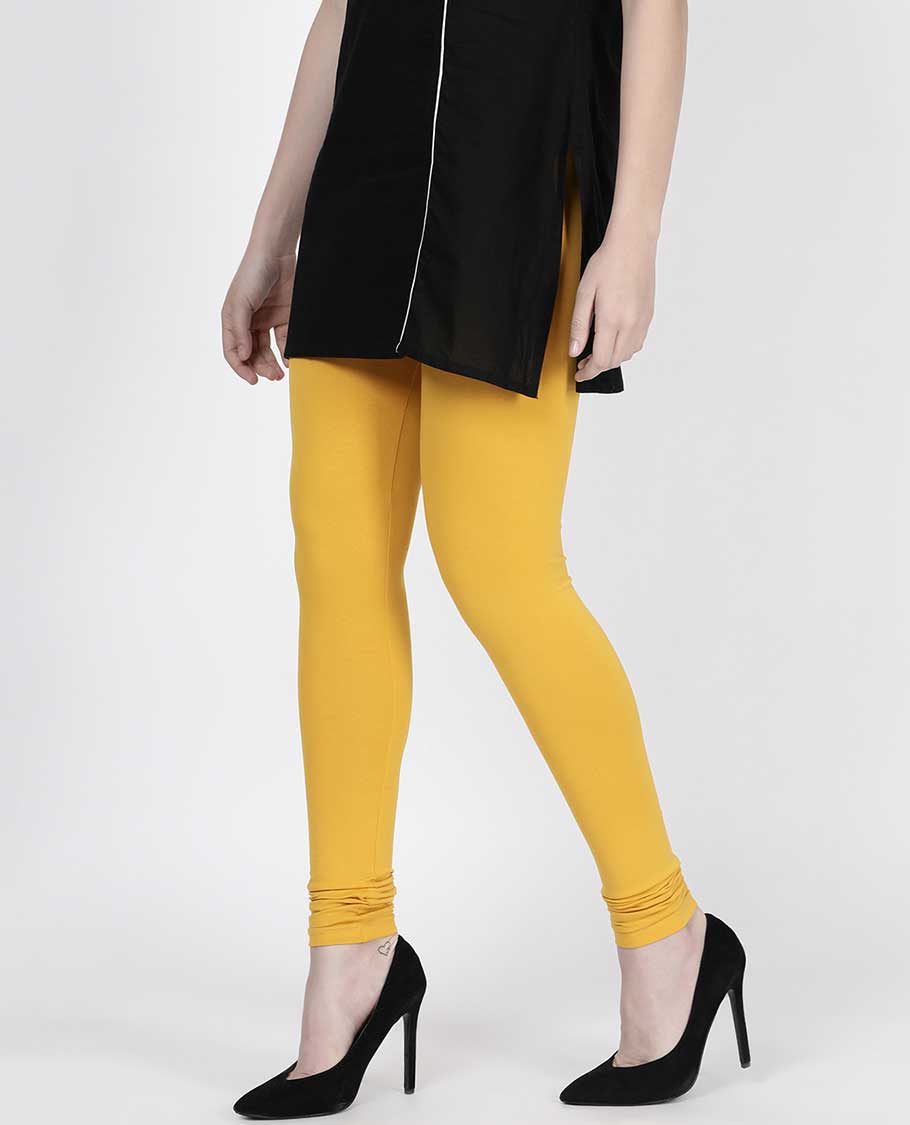 Enthralling yellow plain design twin birds legging 