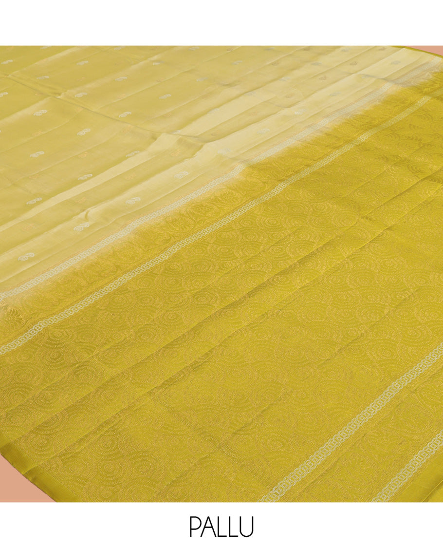 Borderless Green Mayuri Lite Silk Mix Saree, Decorated with Zari Buttas, a Contrast Geometric Pallu, and a Contrast Blouse