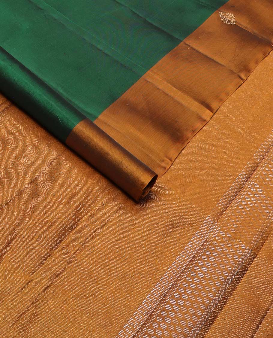 Green zari designs silk mix saree, contrast zari design border & pallu of scallop, Greek key, paisa & spiral designs