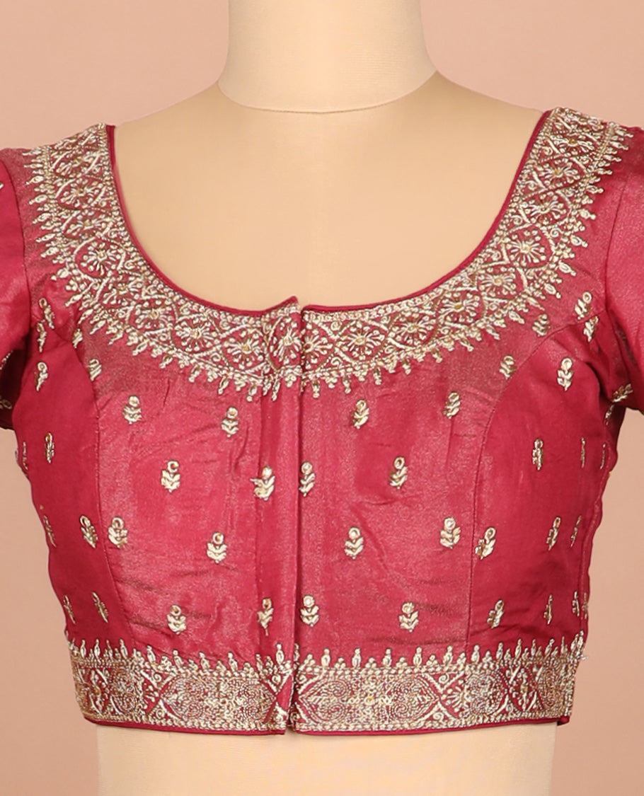 Red thread embroidered front-and-back round elbow-sleeve readymade blouse