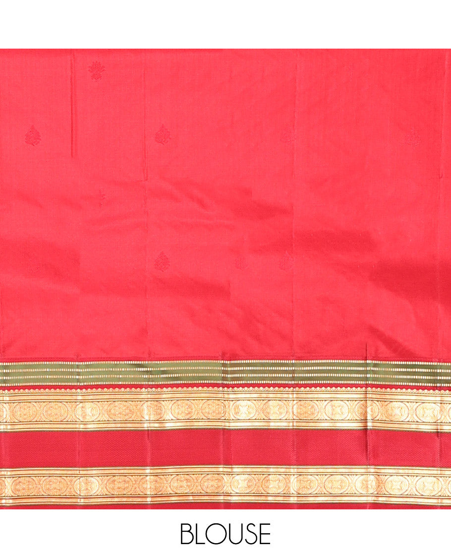 Pink Kanchipuram Silk Saree, Mesmerized with Buttas, Contrast Border of Muthu, Kathir, and Chakram Designs, Pallu of Intricate Design, and a Contrast Blouse