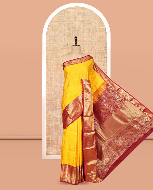 Orange Budget Silk Saree, Delicately Woven with Zari Buttas, Complemented by a Contrast Traditional Zari Border, Grand Pallu, and a Contrast Blouse