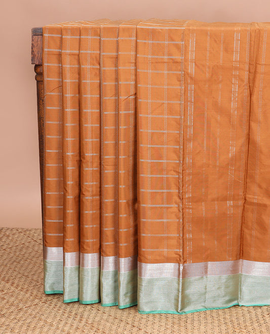 Brown checked gift saree with contrast rettai pettu zari border & striped pallu