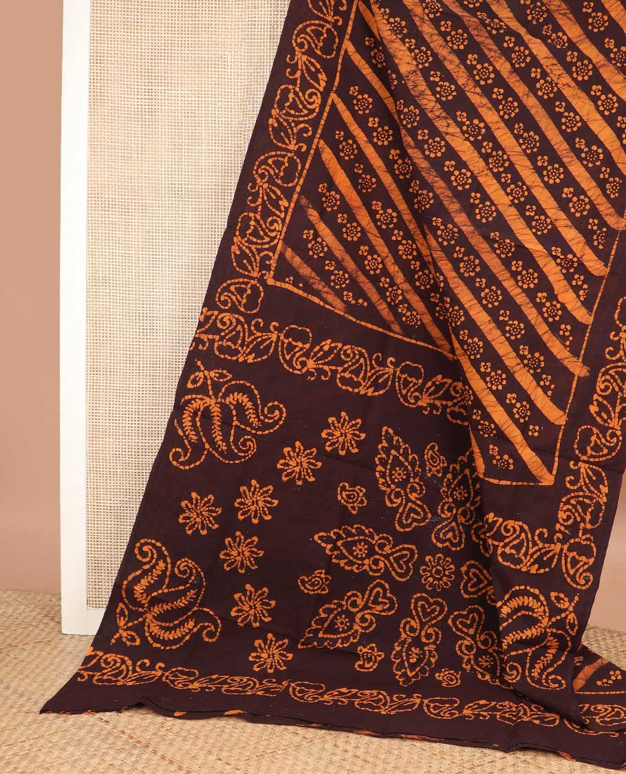 Brown batik printed sungudi cotton saree,  batik printed border, and batik printed pallu