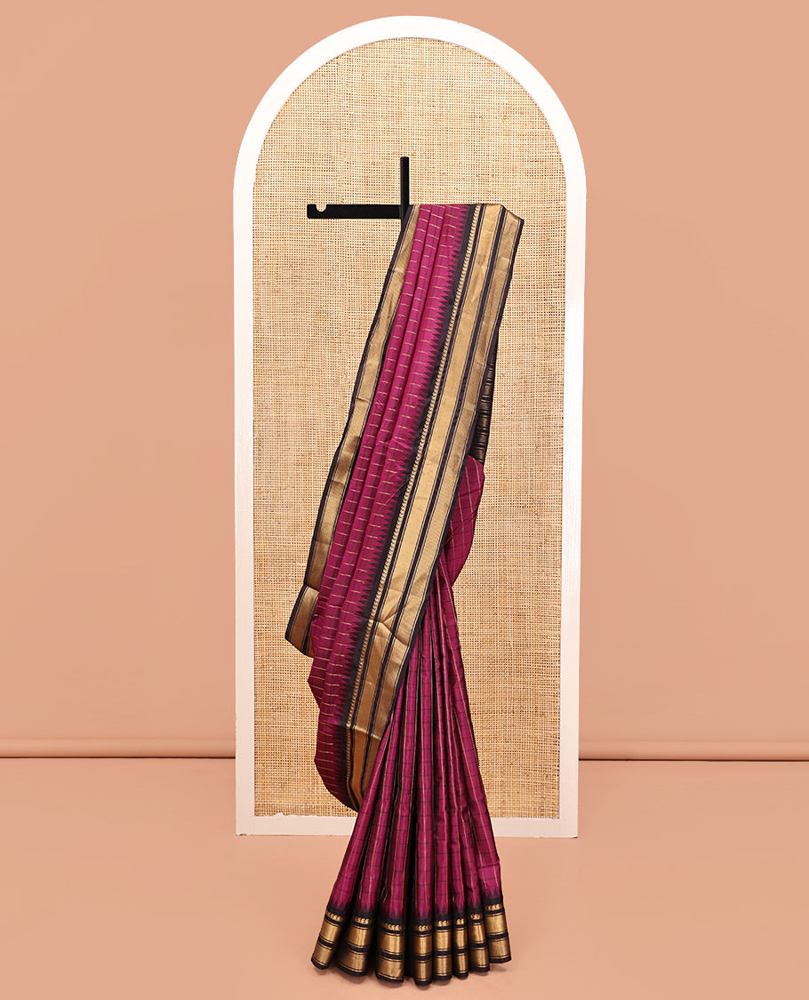 Magenta and Dark Purple Vasundhara Lite Silk Mix Saree, Graced with Checked Design All Over Its Body, Complemented by a Contrast Thazampoo Rekku Border of Manga Mokku, Muthu, and Mayil Kann Designs, Grand Pallu, and Paired with a Contrast Blouse