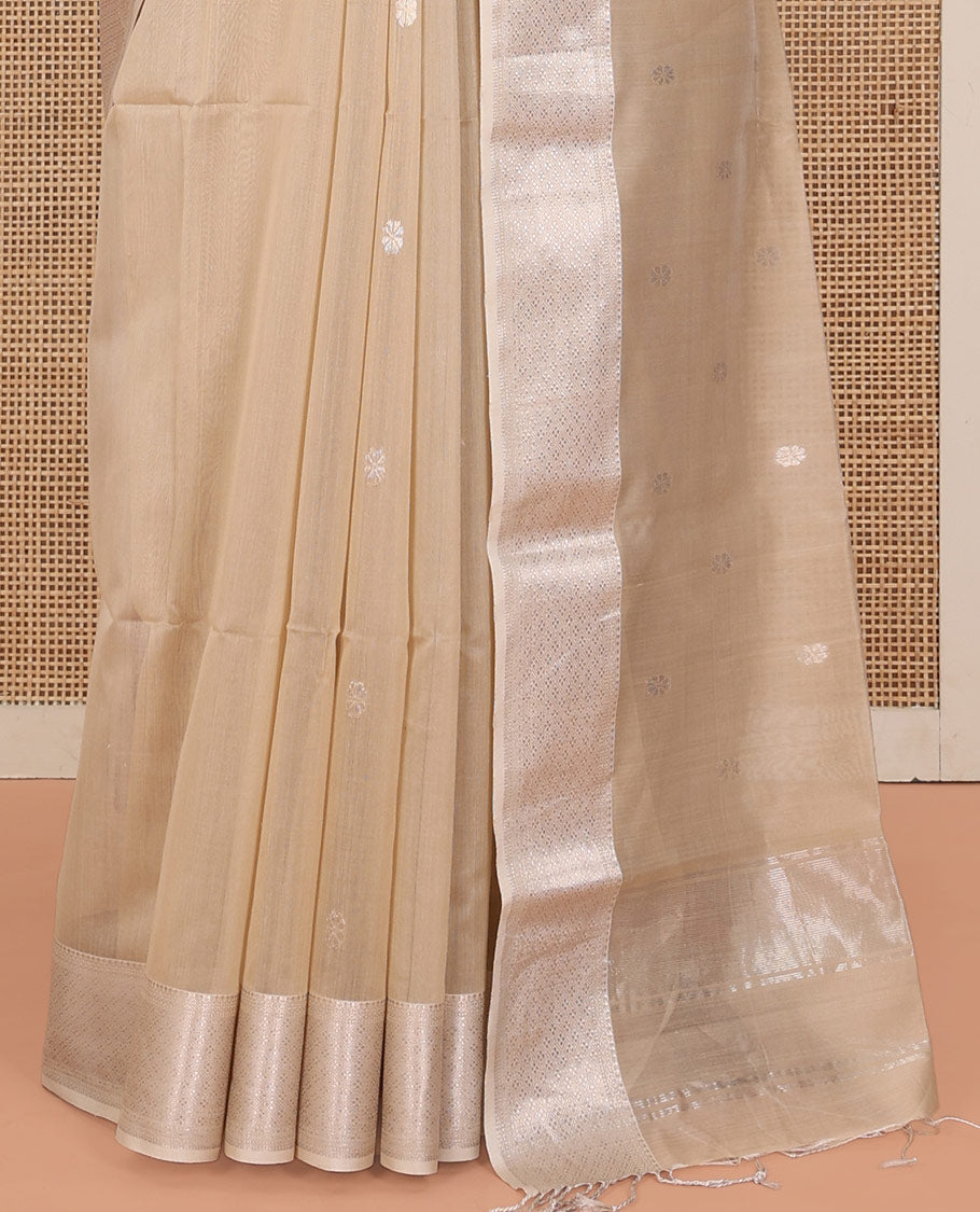 Beige Maheshwari Cotton Saree, Detailed with Flower Buttas All Over Its Body, Highlighted by Traditional Zari Design Border, Pallu Steeped with Flower Buttas, and Paired with a Matching Blouse